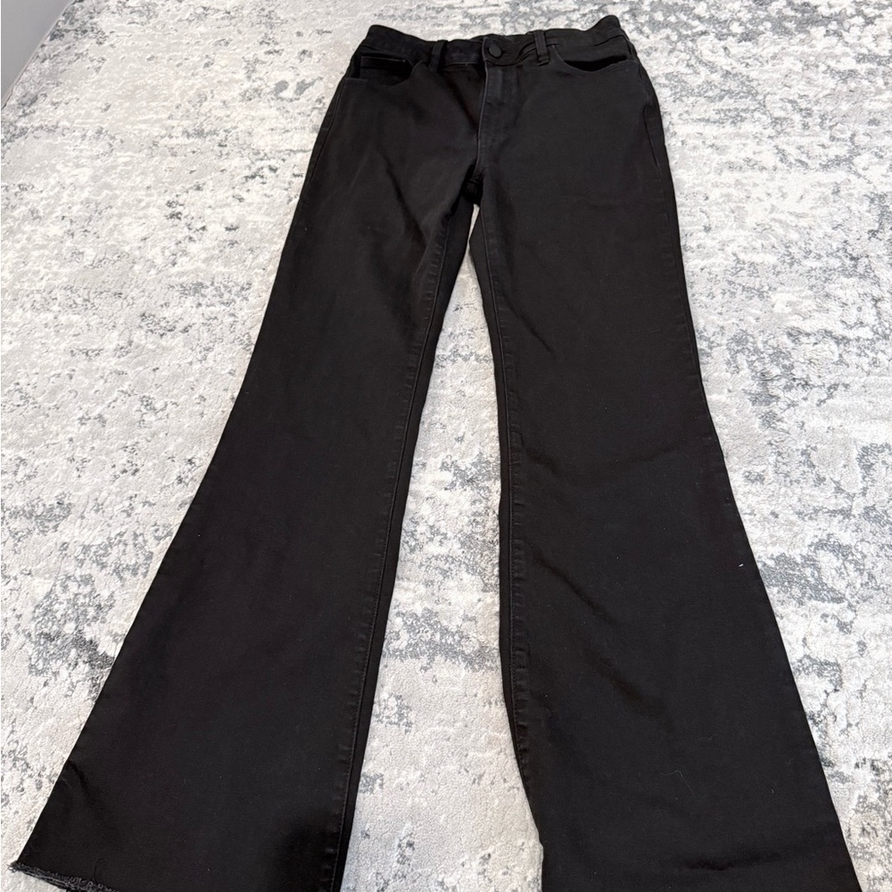 Classic Black Flared Women's Jeans